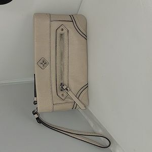 SIMPLY VERA WANG WRISTLET 